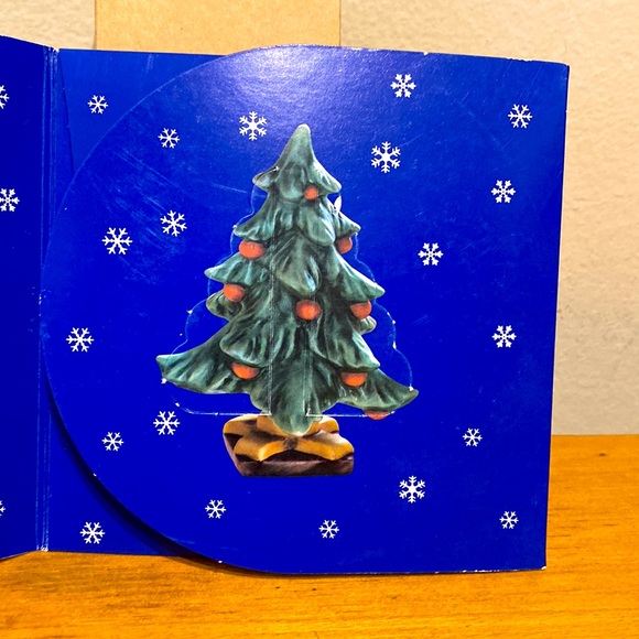 Vintage Hummel Porcelain 2001 Joyful Recital Star Shaped Angel Ornament #1718 - Picture 5 of 8